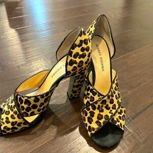 Audrey Brooke animal print peep toe shoes